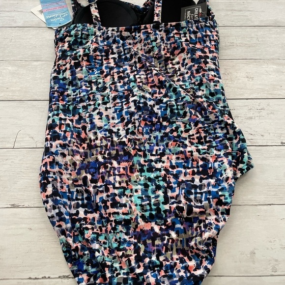 Swim Solotion Bust support shirred front tummy control one piece bathing suit 8 - Picture 6 of 12